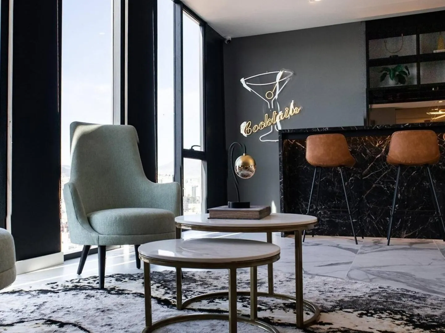 קיטו Xoe Mini-Suites And Apartments 0*,
